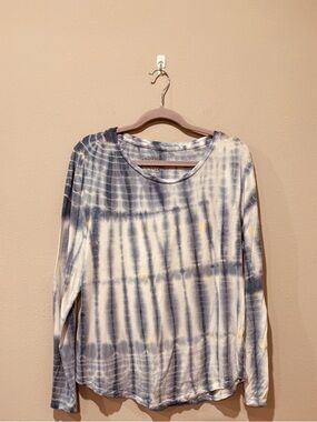 Aeropostale Cream Crewneck Long sleeve Tee Tie Dye Casual Cotton Comfy Simple